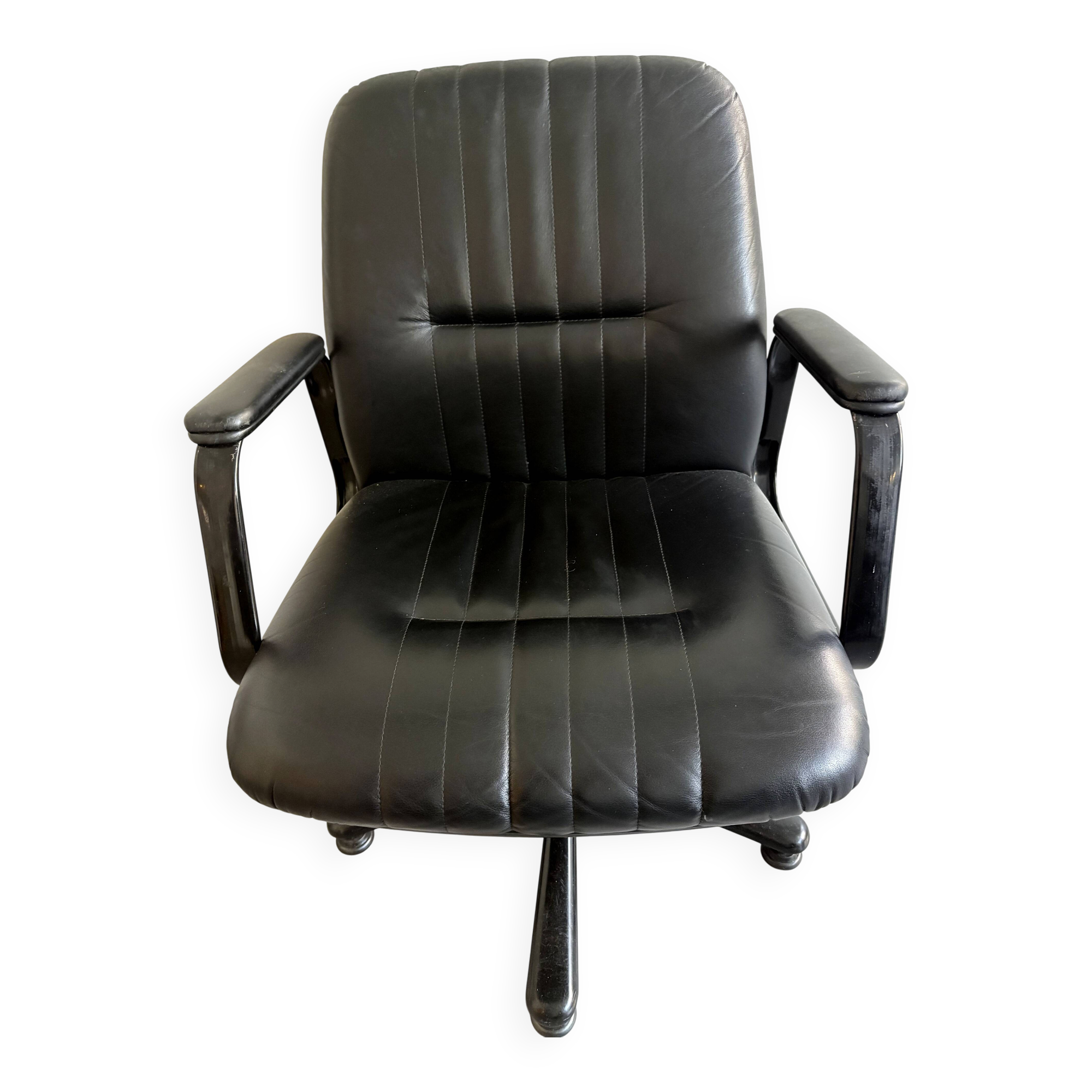 Vaghi vintage design office chair in leather