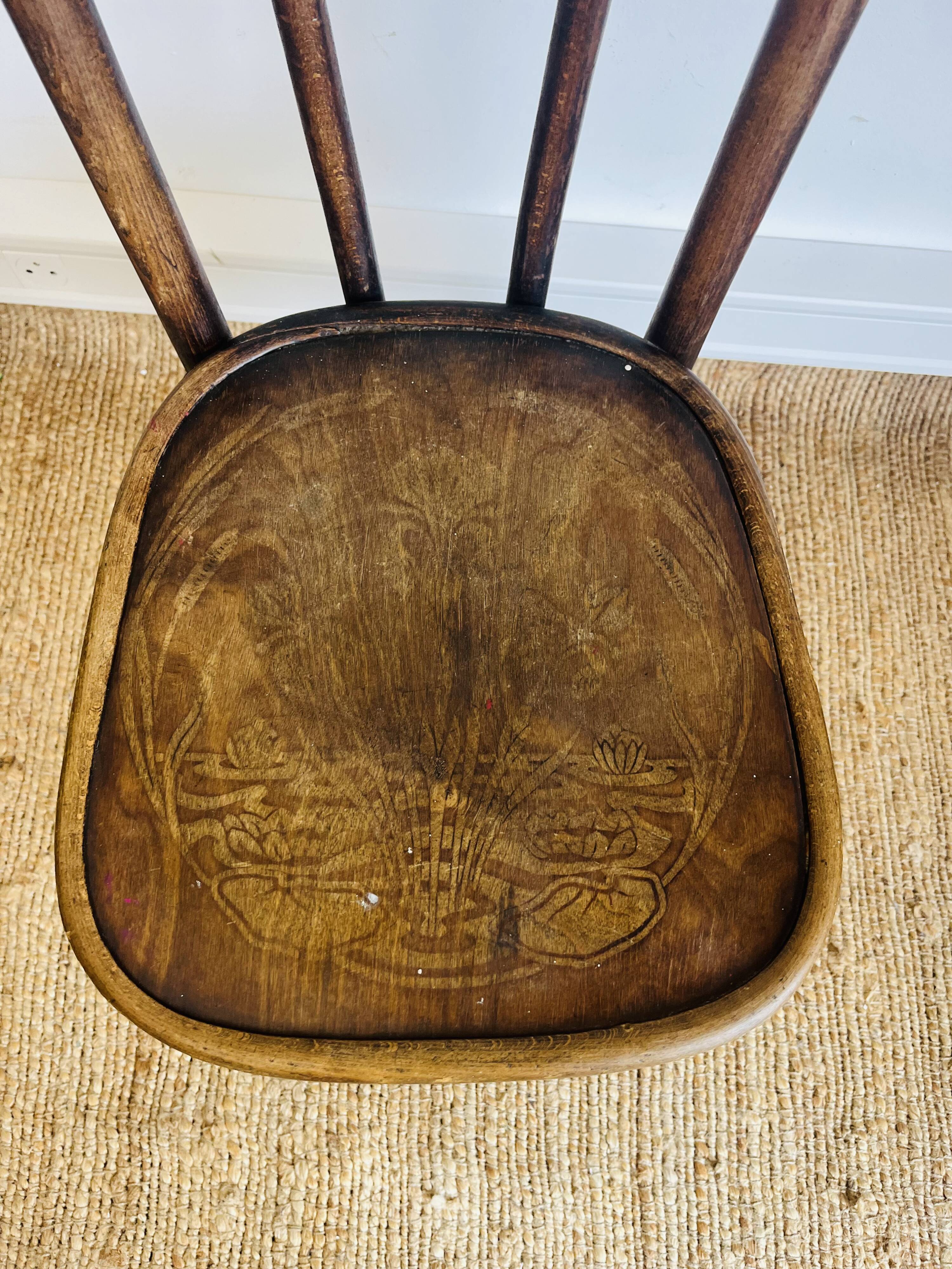 Chaise bistrot Baumann vintage en bois courbé et gaufré