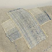 Coussin artisanal en toile ancienne style Kilim