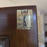 Vitrine hexagonale vintage en bois et verre – éclairé-Style classique