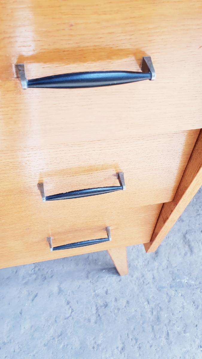 Vintage chest of drawers