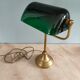 lampe de notaire , banquier opaline verte