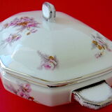 Porcelain vegetable with floral decoration