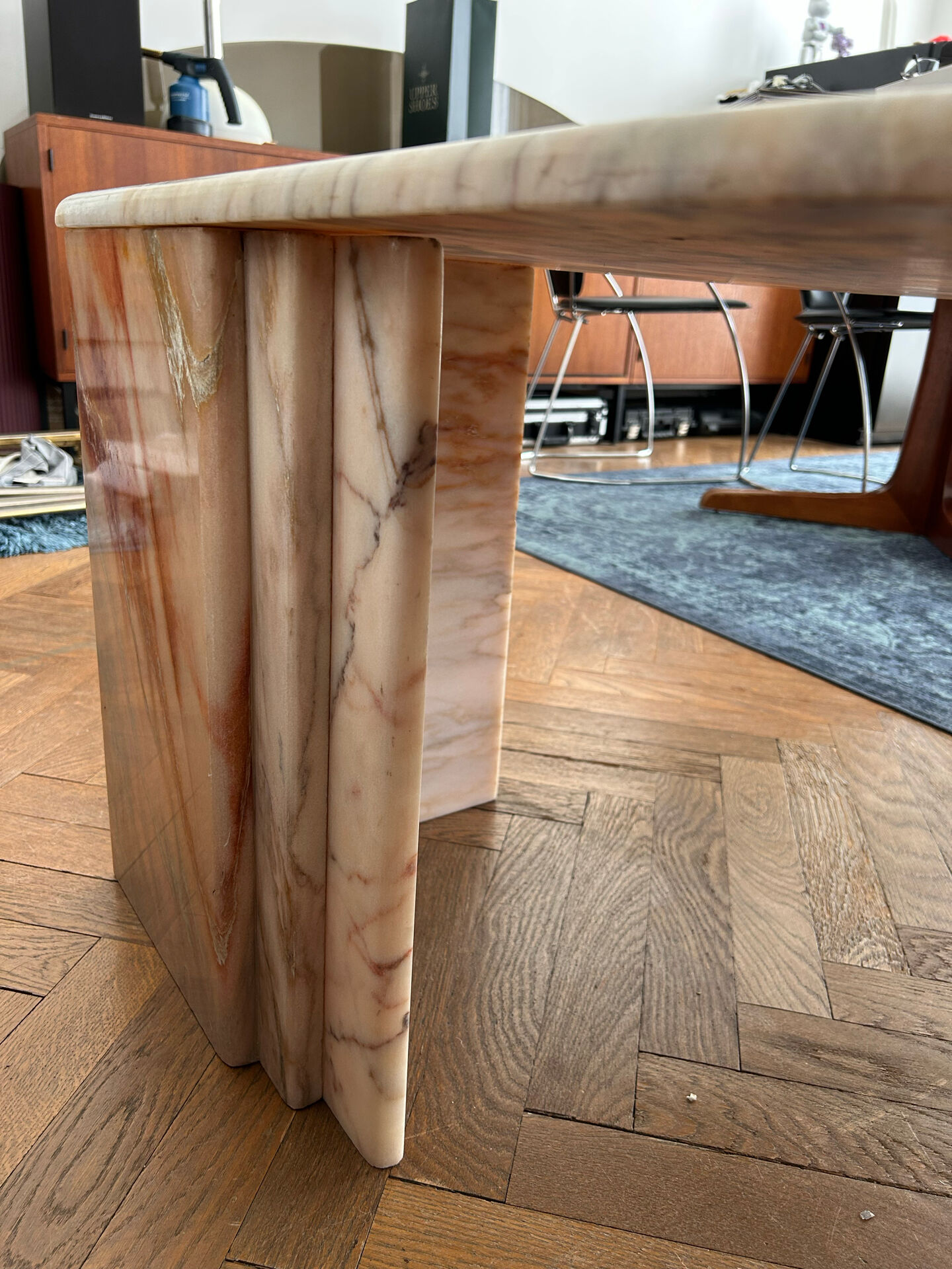 Water droplet marble coffee table design from the 70s.