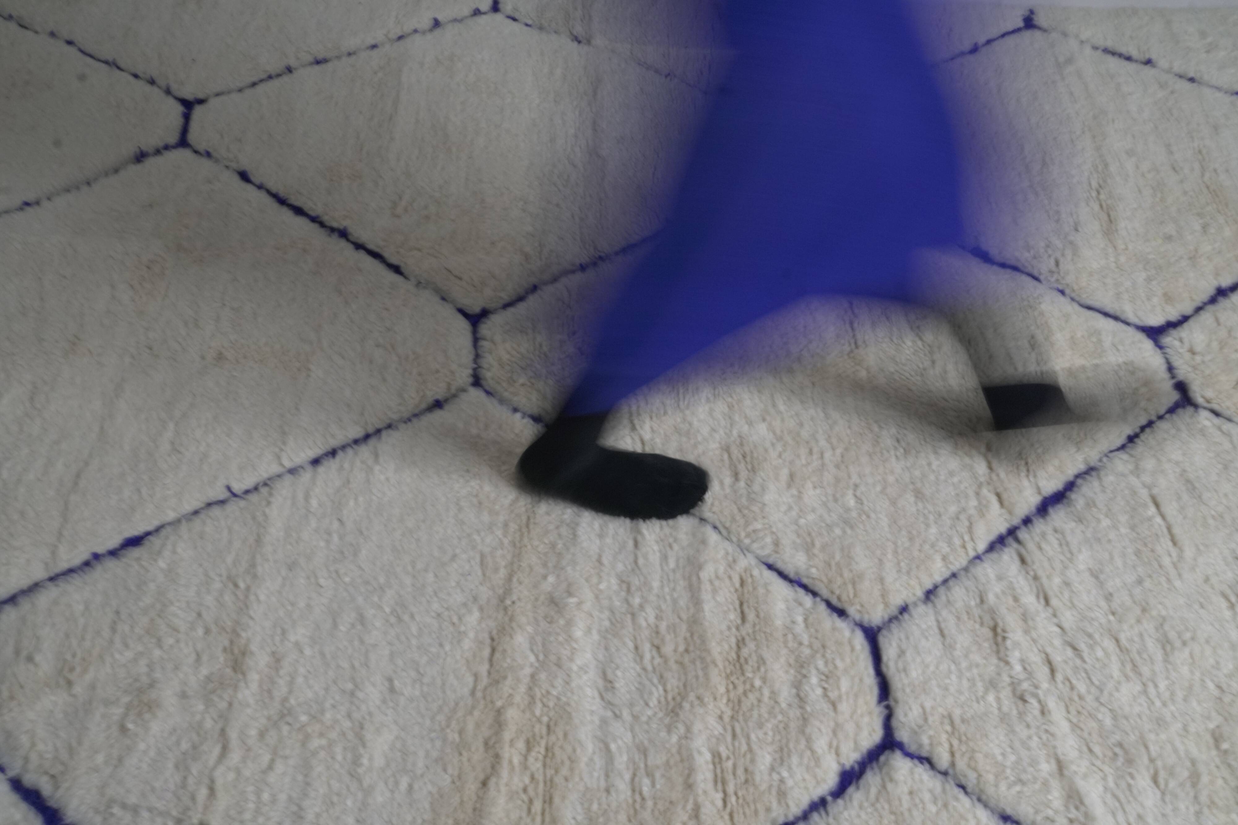Vintage berber rug in ivory and blue wool