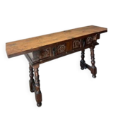 Baroque Spanish console table in carved walnut, 17th-18th century.