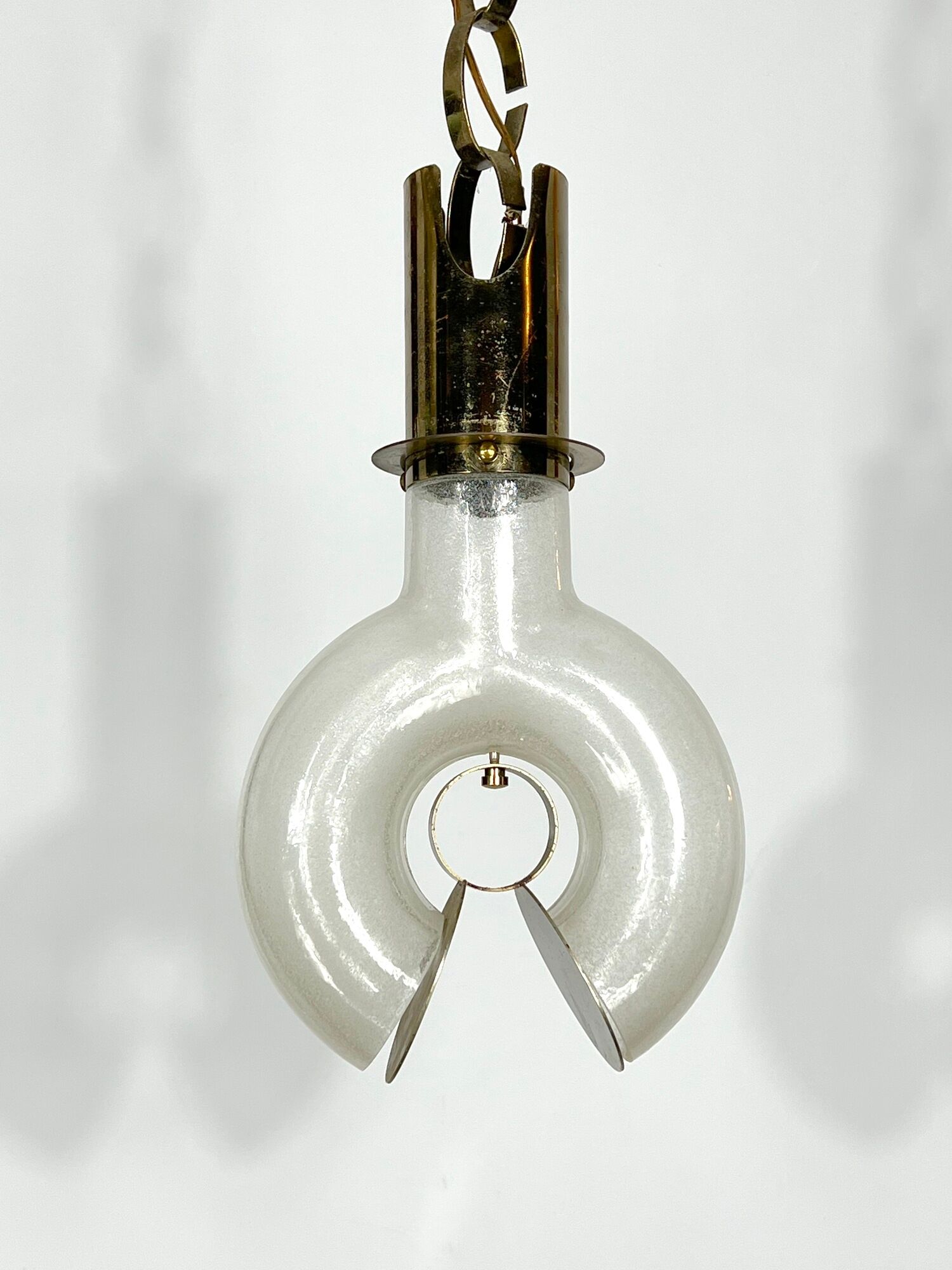 Mid-century modern brass and pulegoso chandelier by Carlo Nason