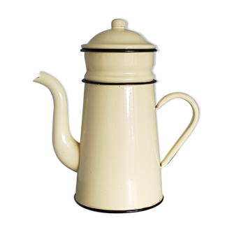 Pale yellow enamelled coffee maker