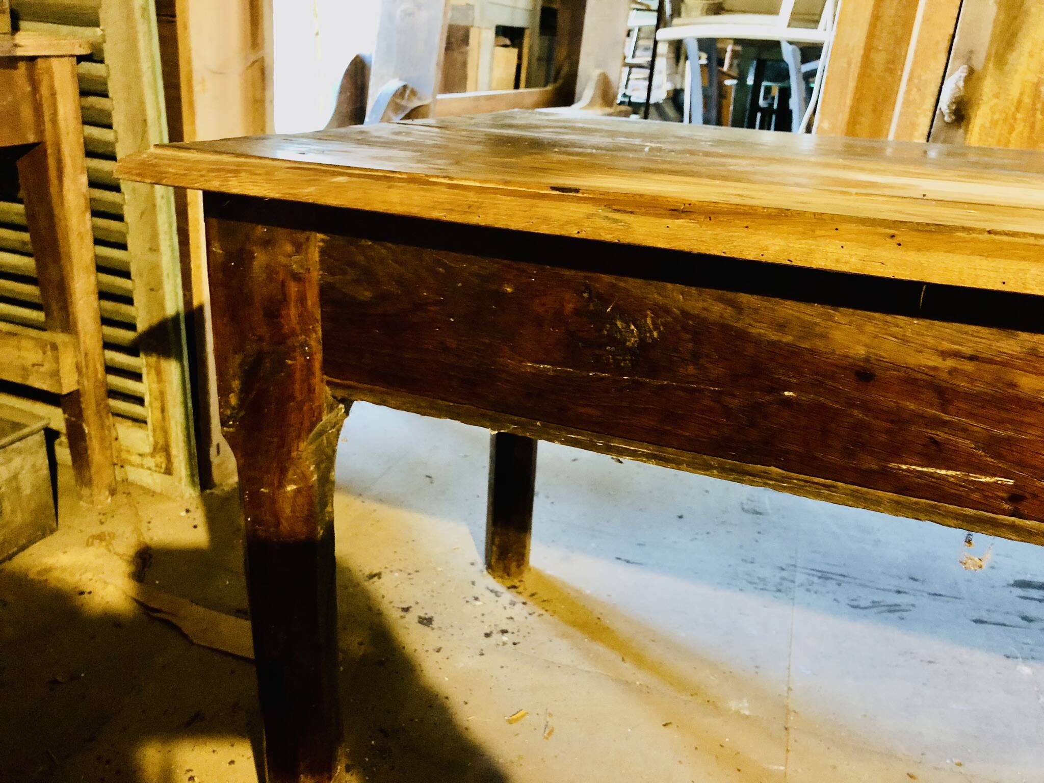 Large country table in cherry wood, late 1800s
