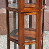 Hexagonal showcase