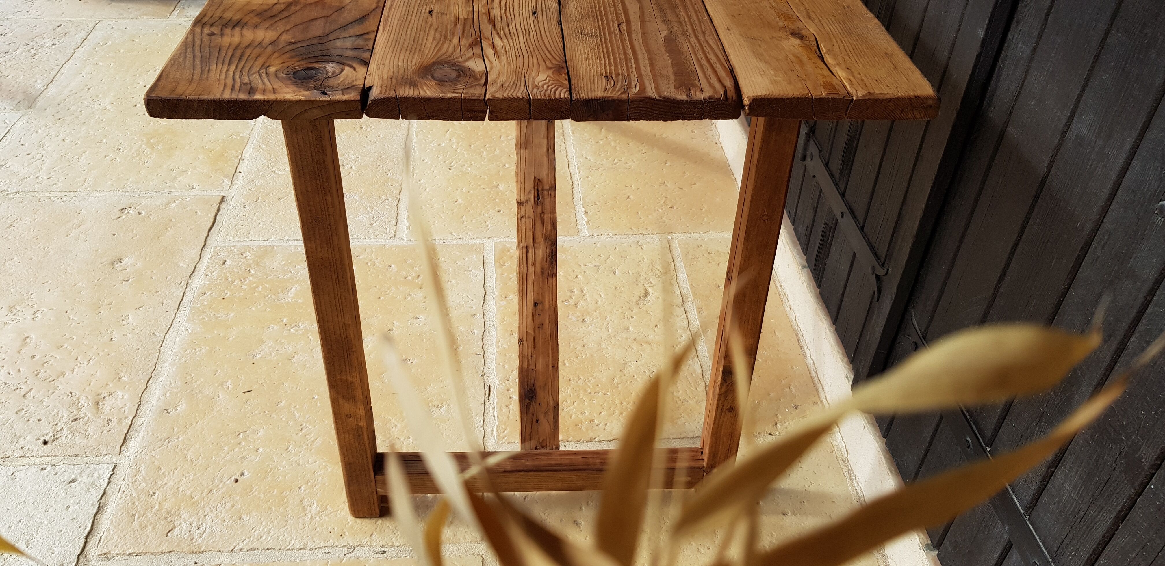 Ancienne table en sapin