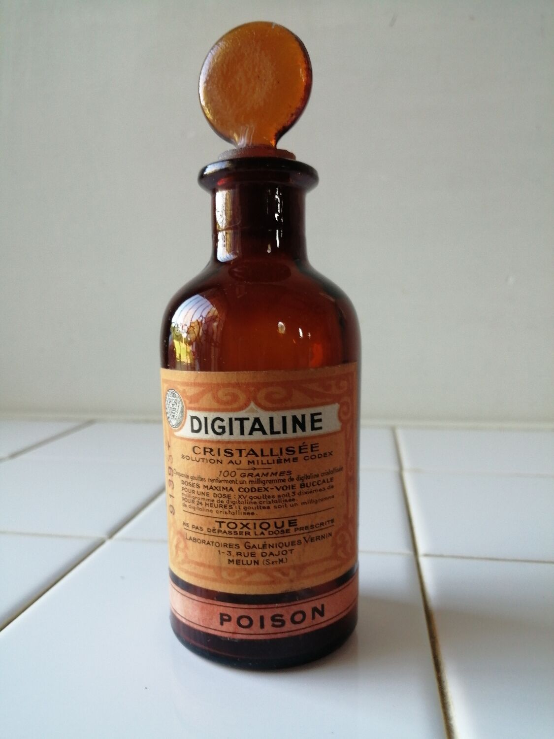 Digitaline apothecary bottle