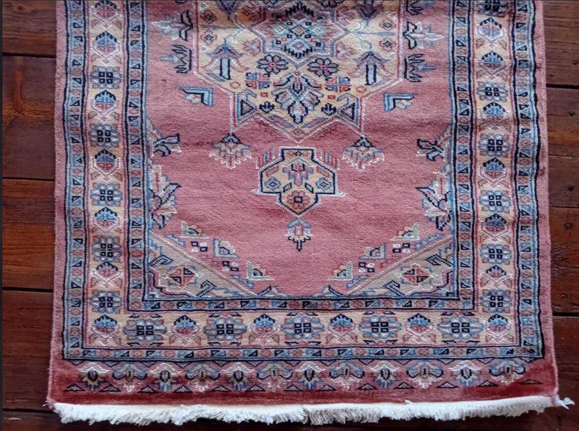 Handmade Pakistani Kafkazi Rug 125x81cm