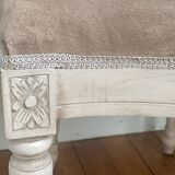 Medallion chair