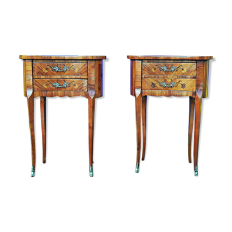 Paire tables de chevet anciennes en bois marqueté