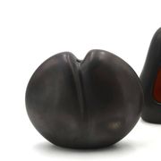 Vase noir en porcelaine de Jacqueline et Tim Orr, années 70