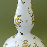 Earthenware gourd vase