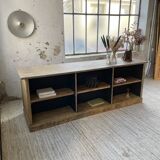 Double-sided counter with XL oak compartments