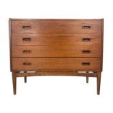 Commode danoise en teck par Arne Hovmard Olsen pour Mogens Kold années 1960