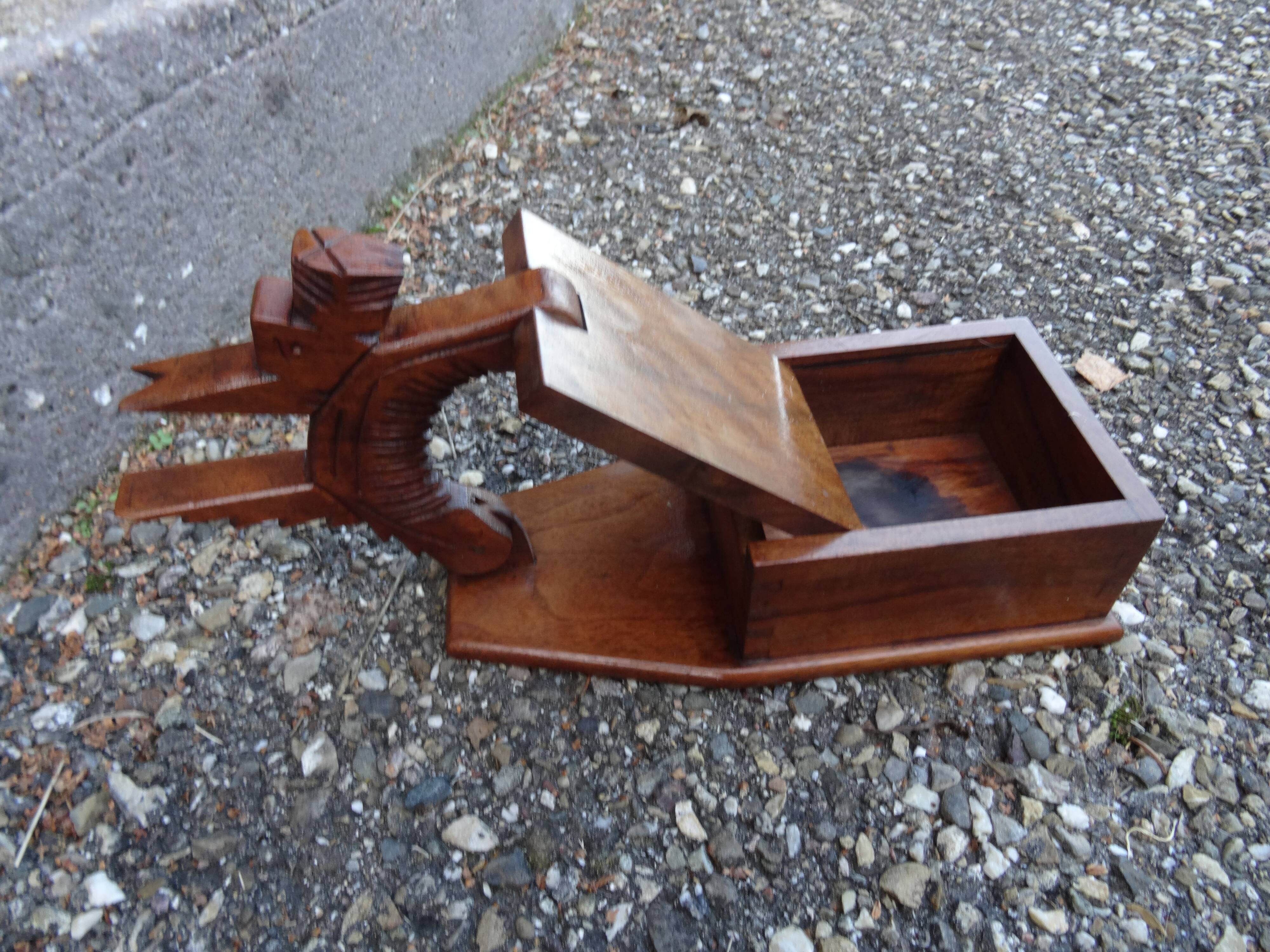 Fox terrier cigarette box