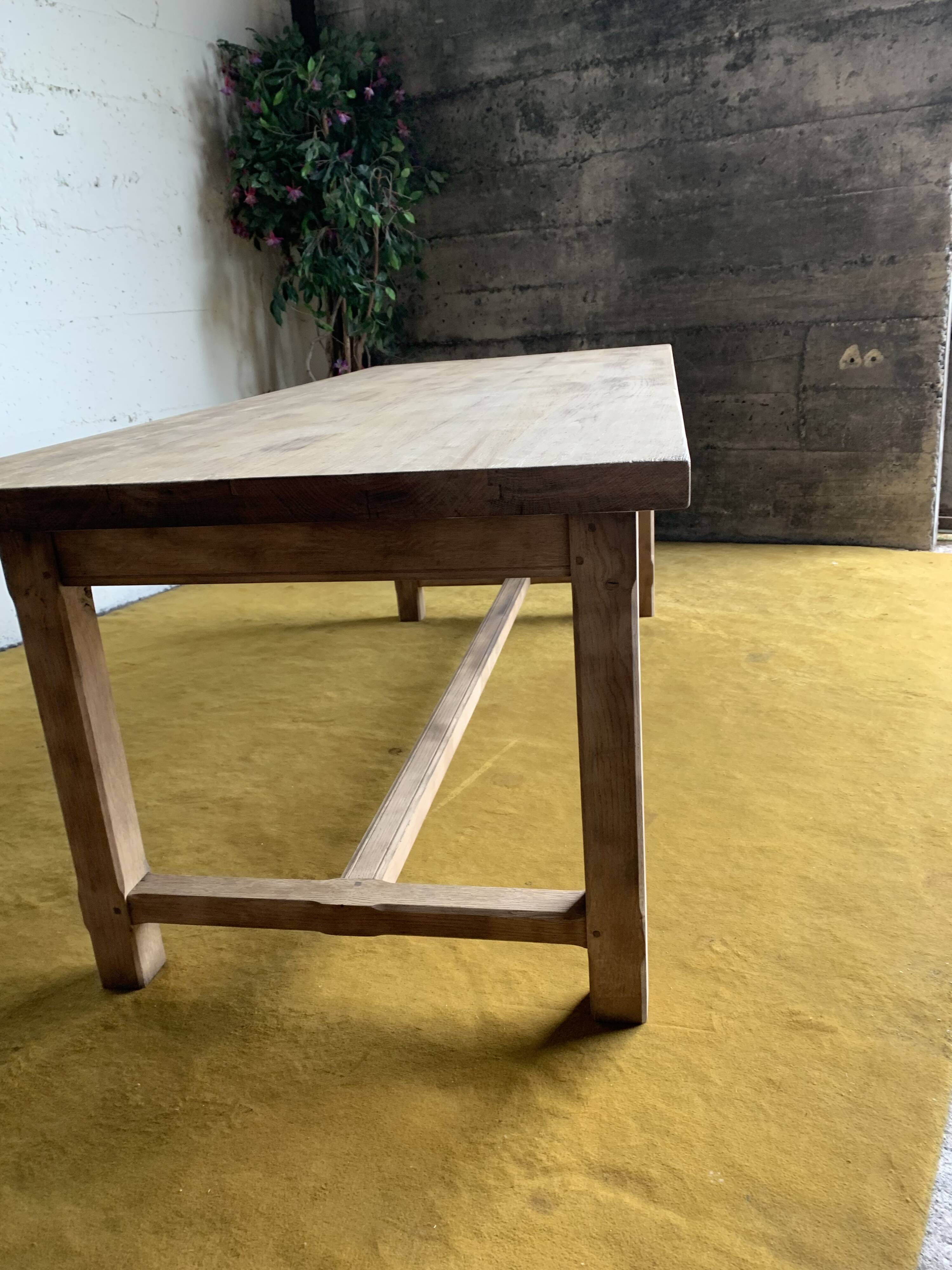 Table ferme Brut 8-10 personnes
