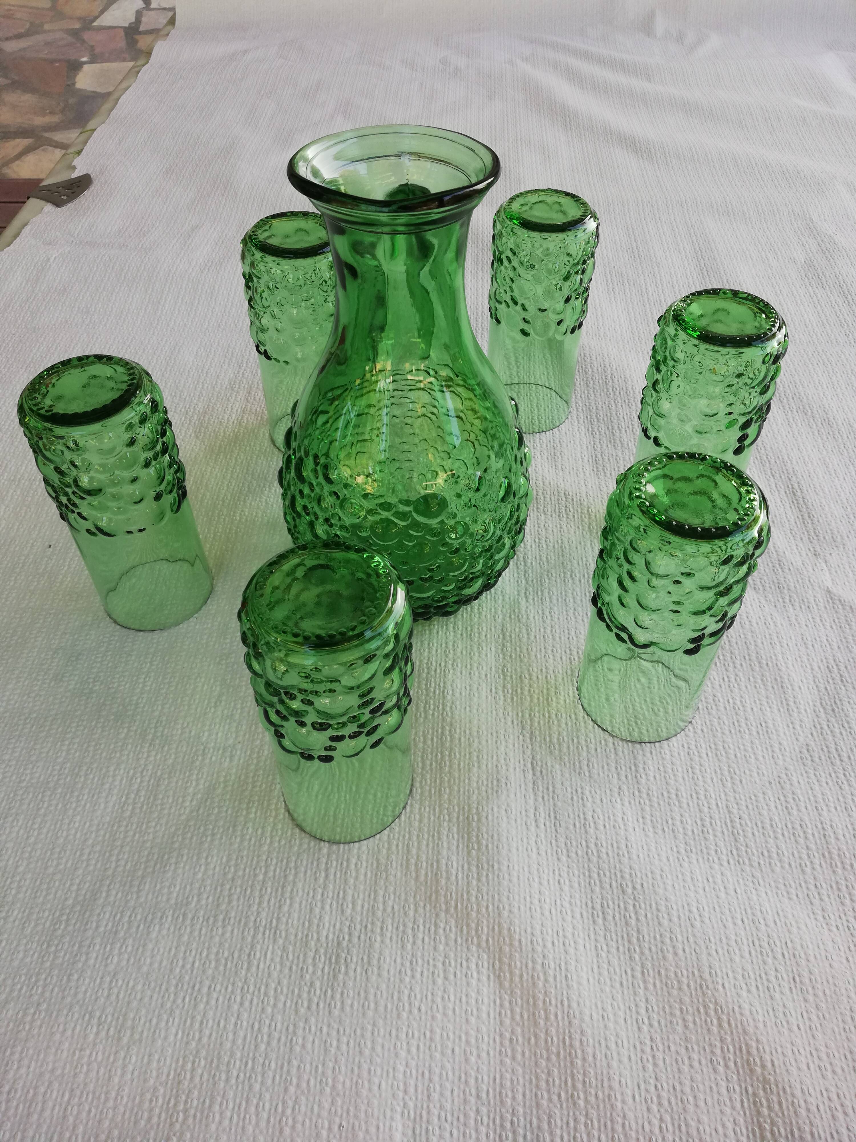 Service a orangeade verre moulé vert décor bulles