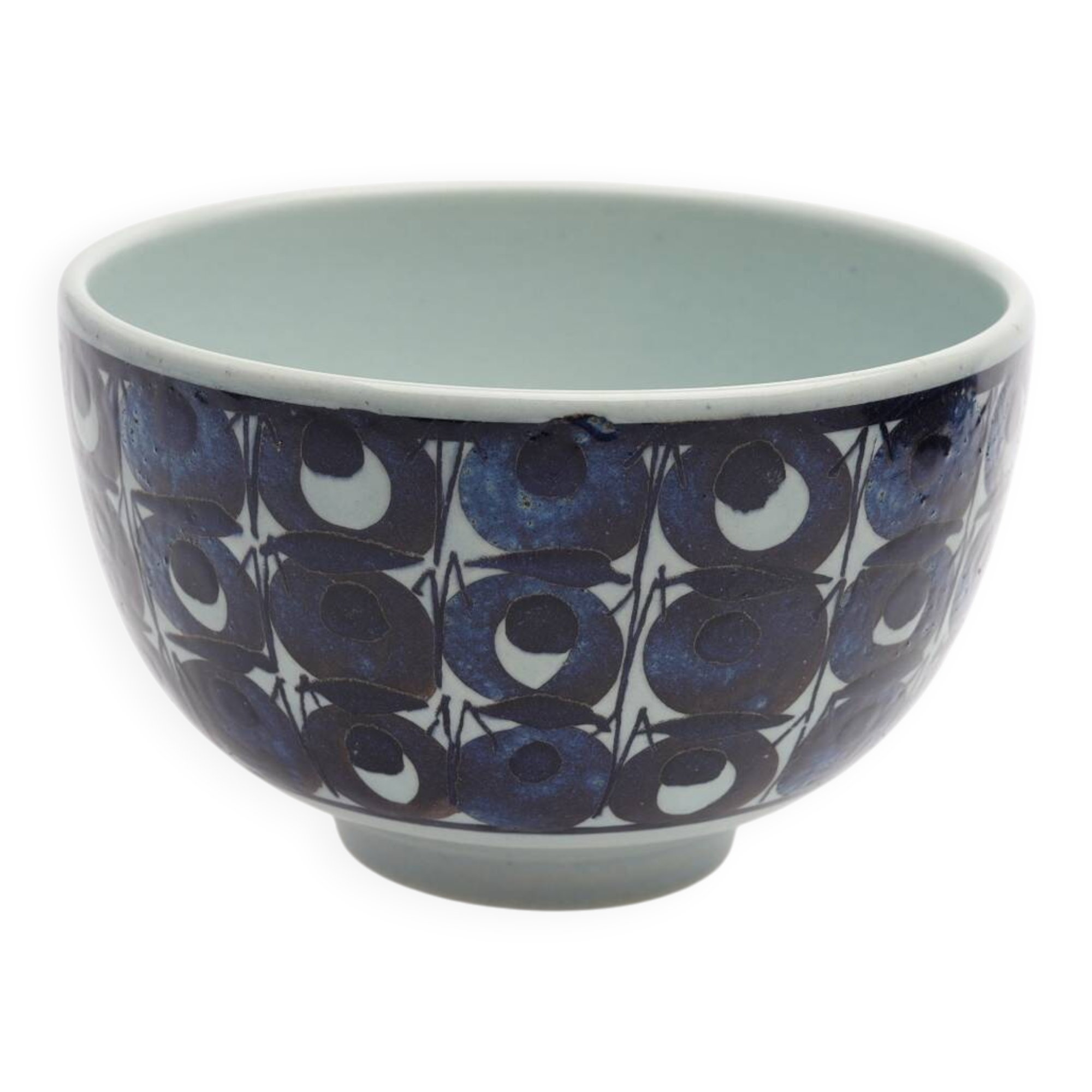 Bowl in earthenware from the Tenera series by Grete Helland-Hansen for Royal Copenhagen.