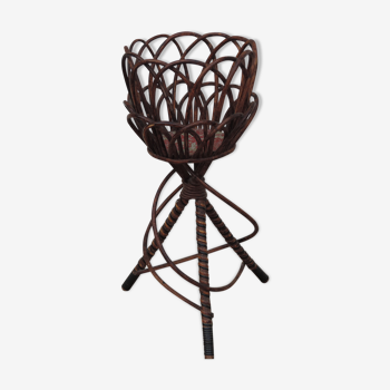 Rattan on foot vase