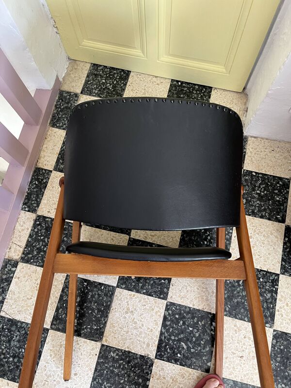 Fauteuil skaï noir par Cees Braakman pour Pastoe 1950