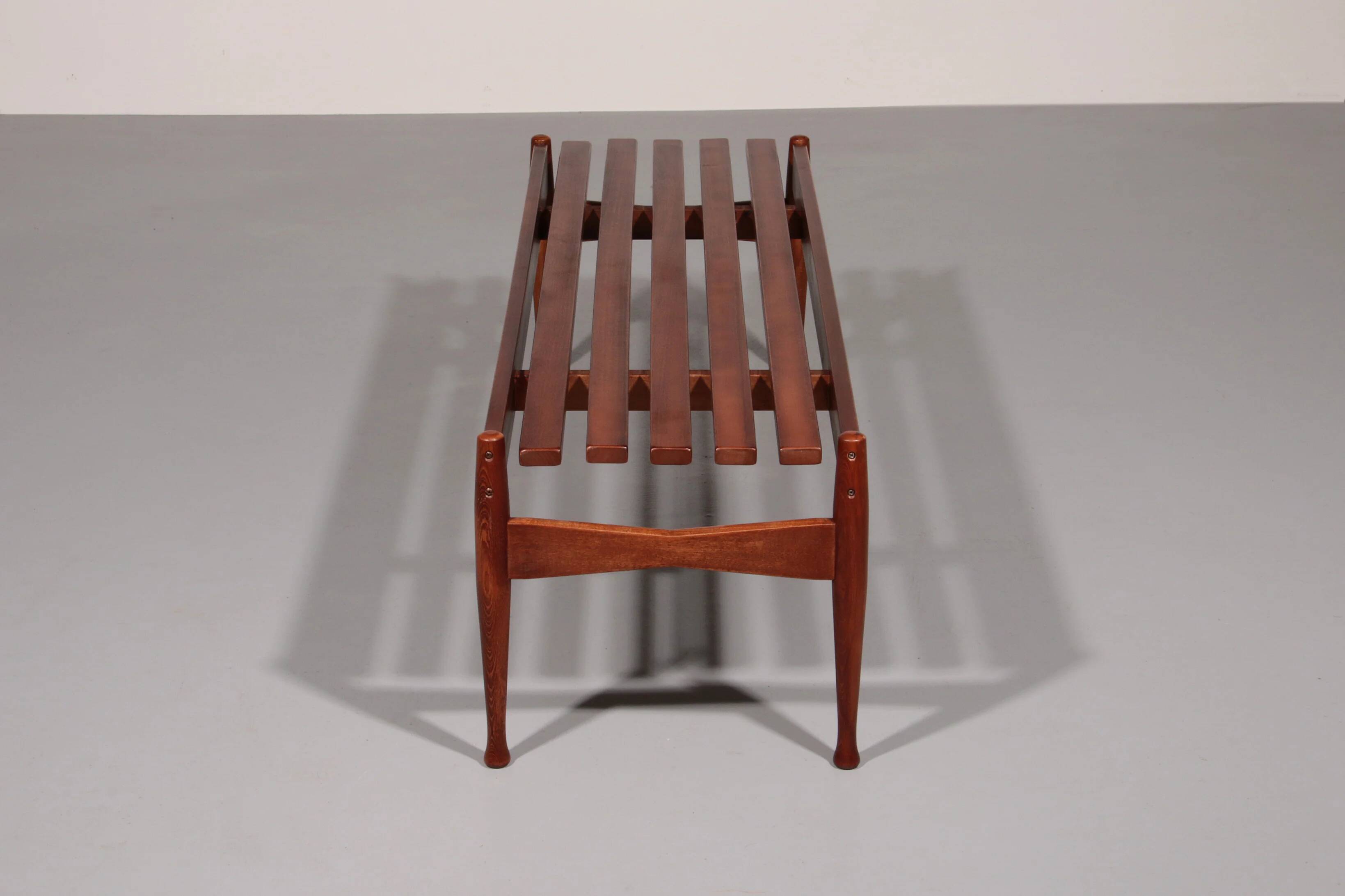 Walnut bench by Gio Ponti made by Fratelli Reguitti 1950