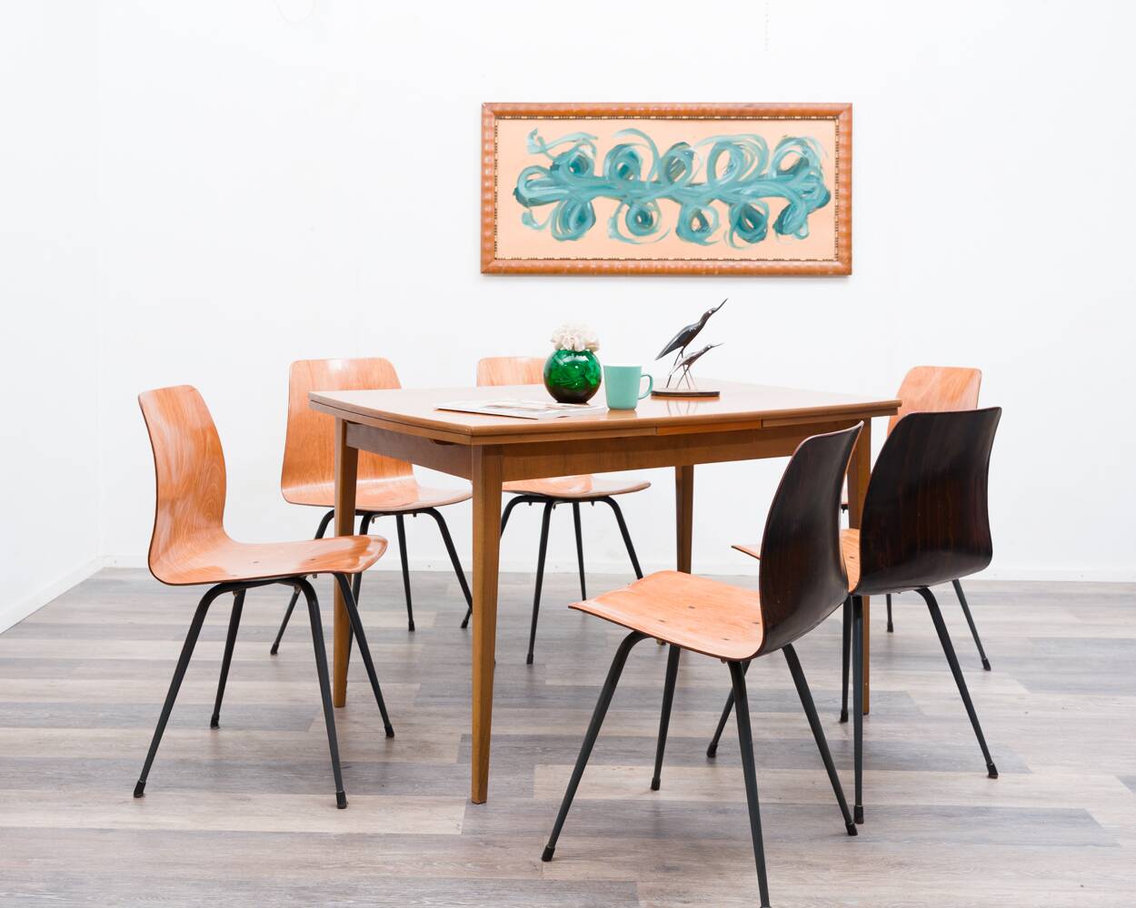 Set of 6 Pagholz chairs in a two-tone design, Pag Presswerke edition.