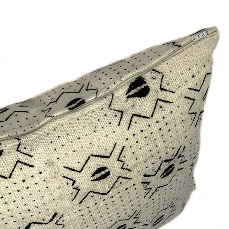 Cousin cover in pure bogolan from mali