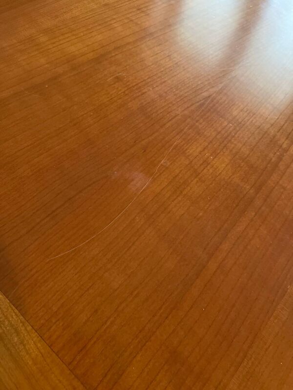 Table basse en merisier des années 80