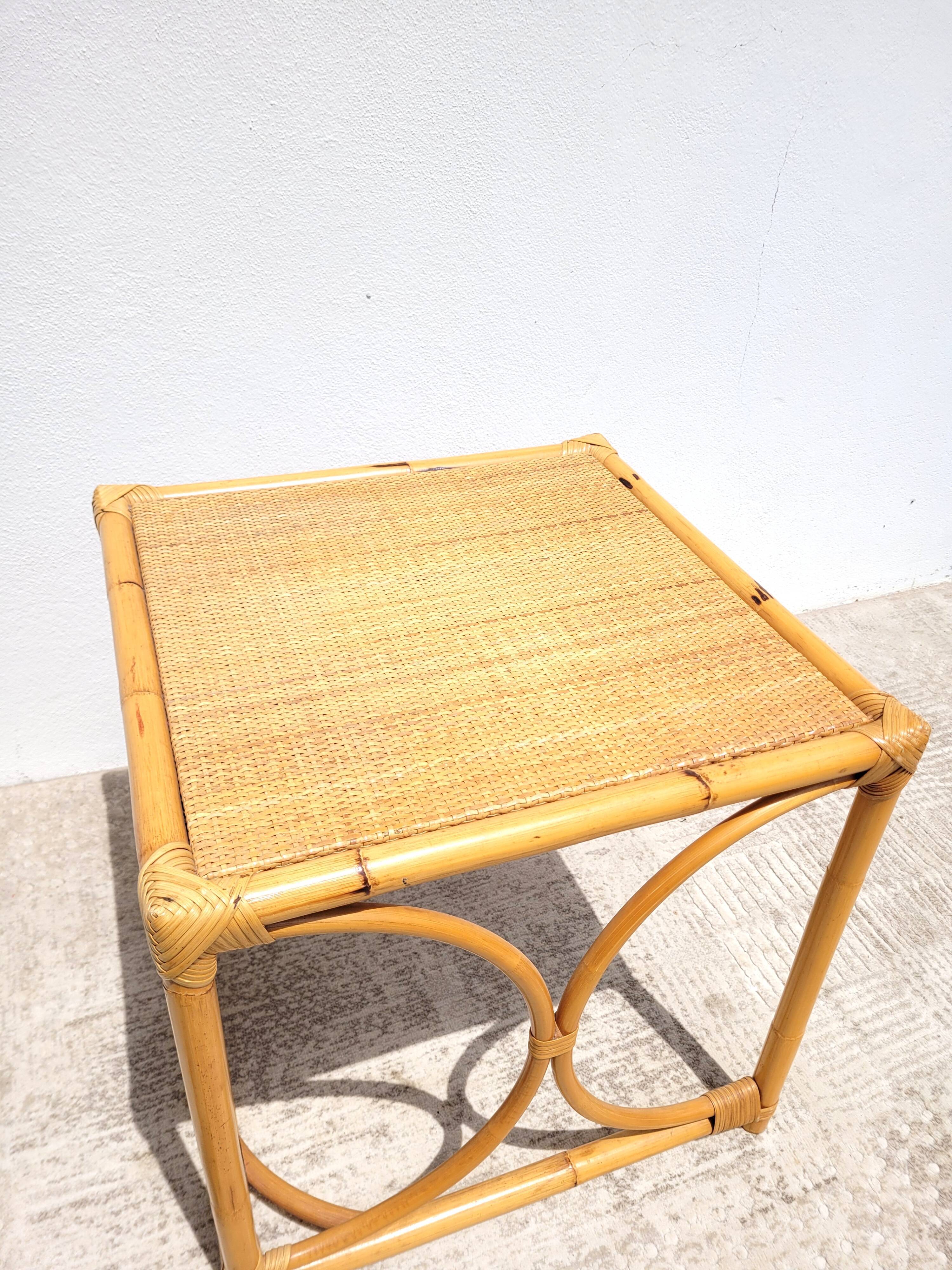 Rattan coffee table 50x50cm