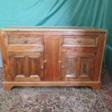 English elm vaisselier