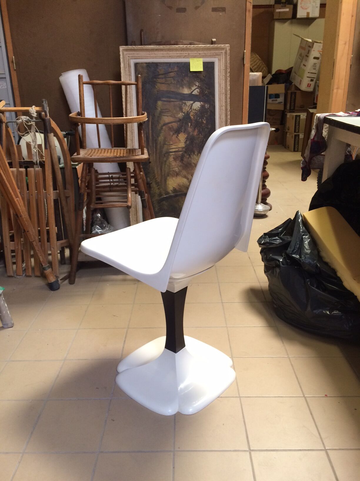 Tulip chair by Gauthier 70