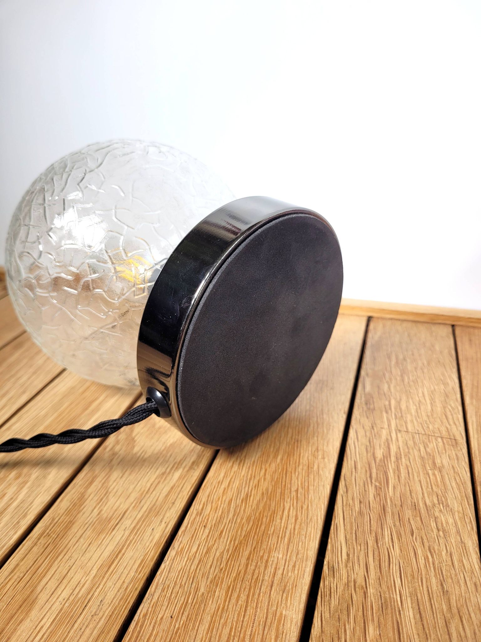 Lampe à poser globe veiné vintage