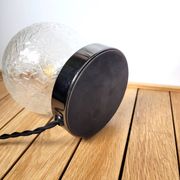 Lampe à poser globe veiné vintage