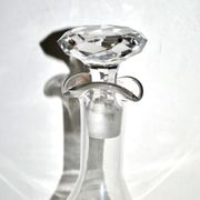 Baccarat crystal decanter engraved with guilloché volute acid 1920