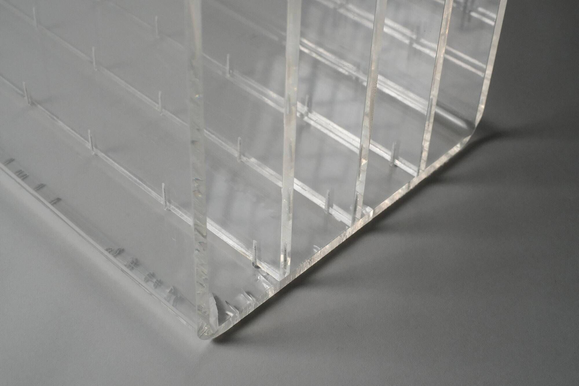 Porte-revues acrylique transparent MCM, années 1970, rangement vinyles