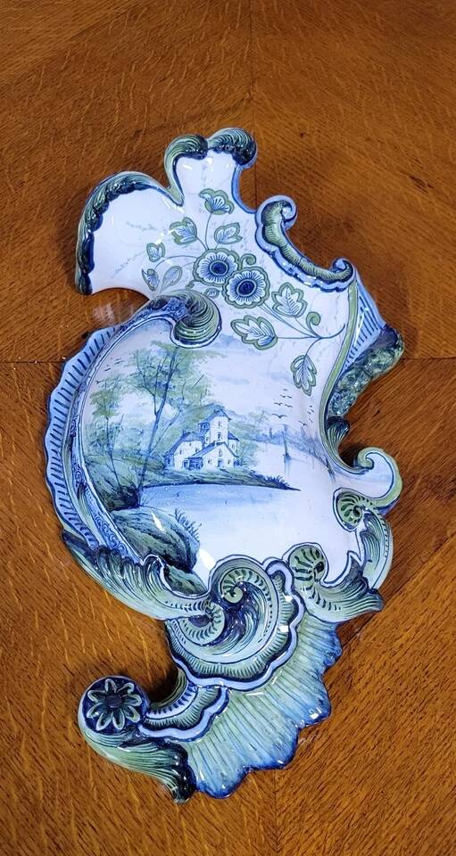 Glazed ceramic bouquetière painted with a lake landscape