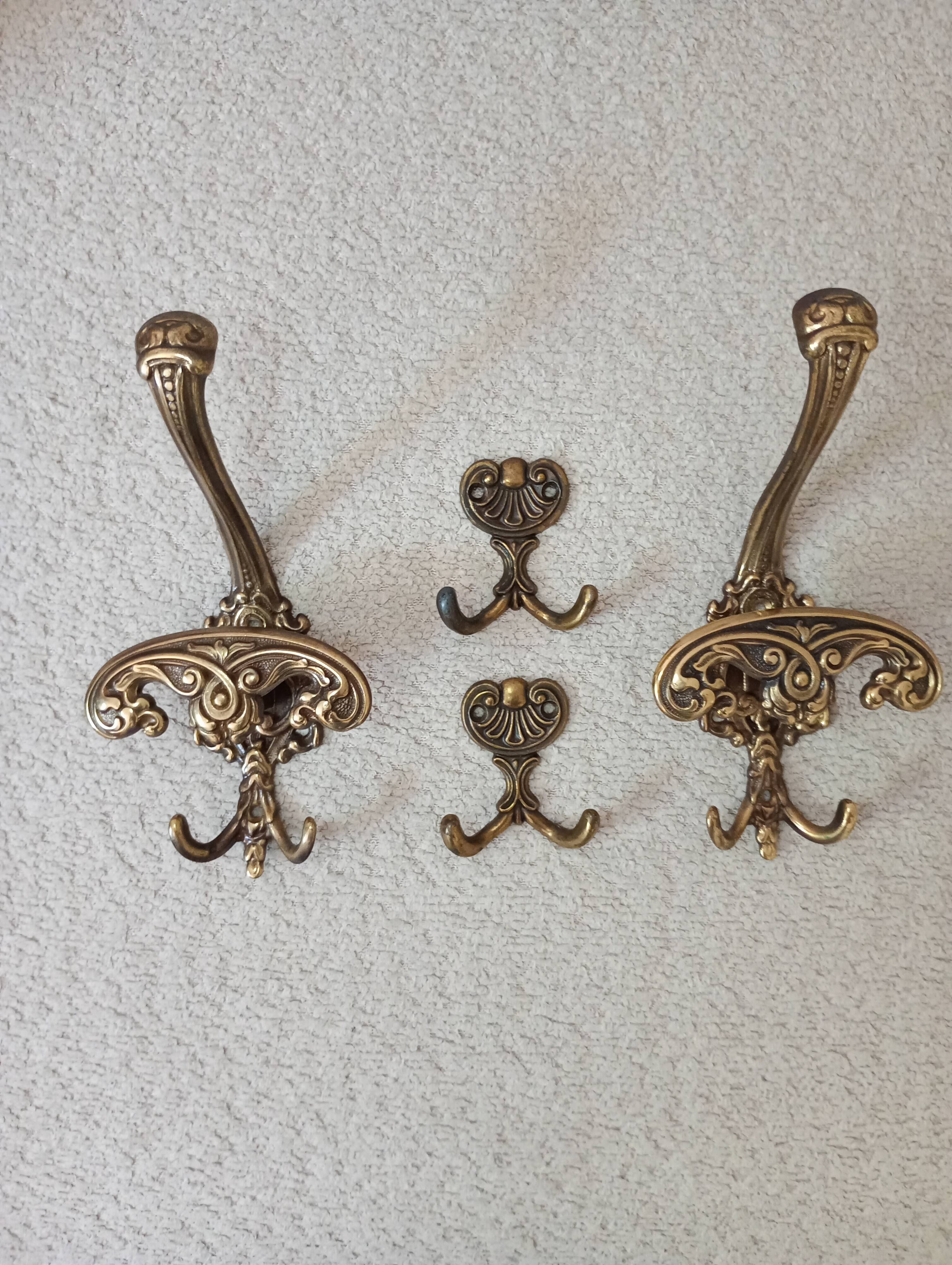 4 antique patented bronze coat hooks – Napoleon III rococo style