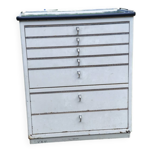 Ancien meuble de dentiste