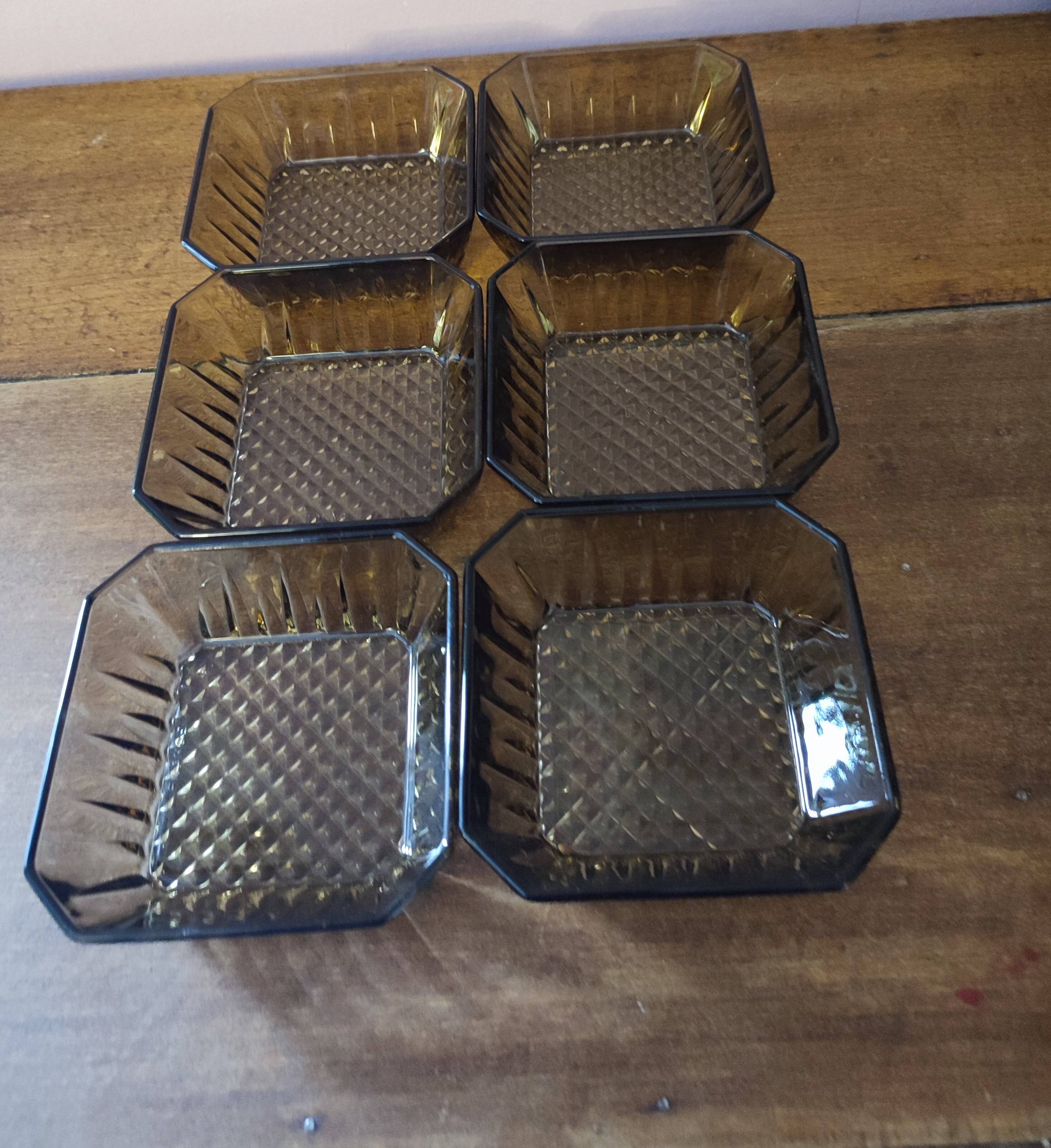 Set of 6 amber glass bowls