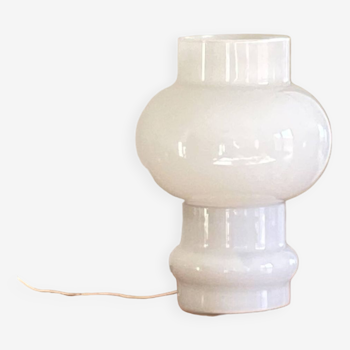 Lampe de table en verre opaline blanc années 60 vintage LAMP-7146