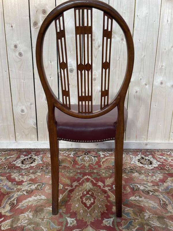 Suite de 6 chaises de style Louis XVI bordeaux