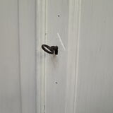 Off-white sideboard with 2 doors and 2 drawers