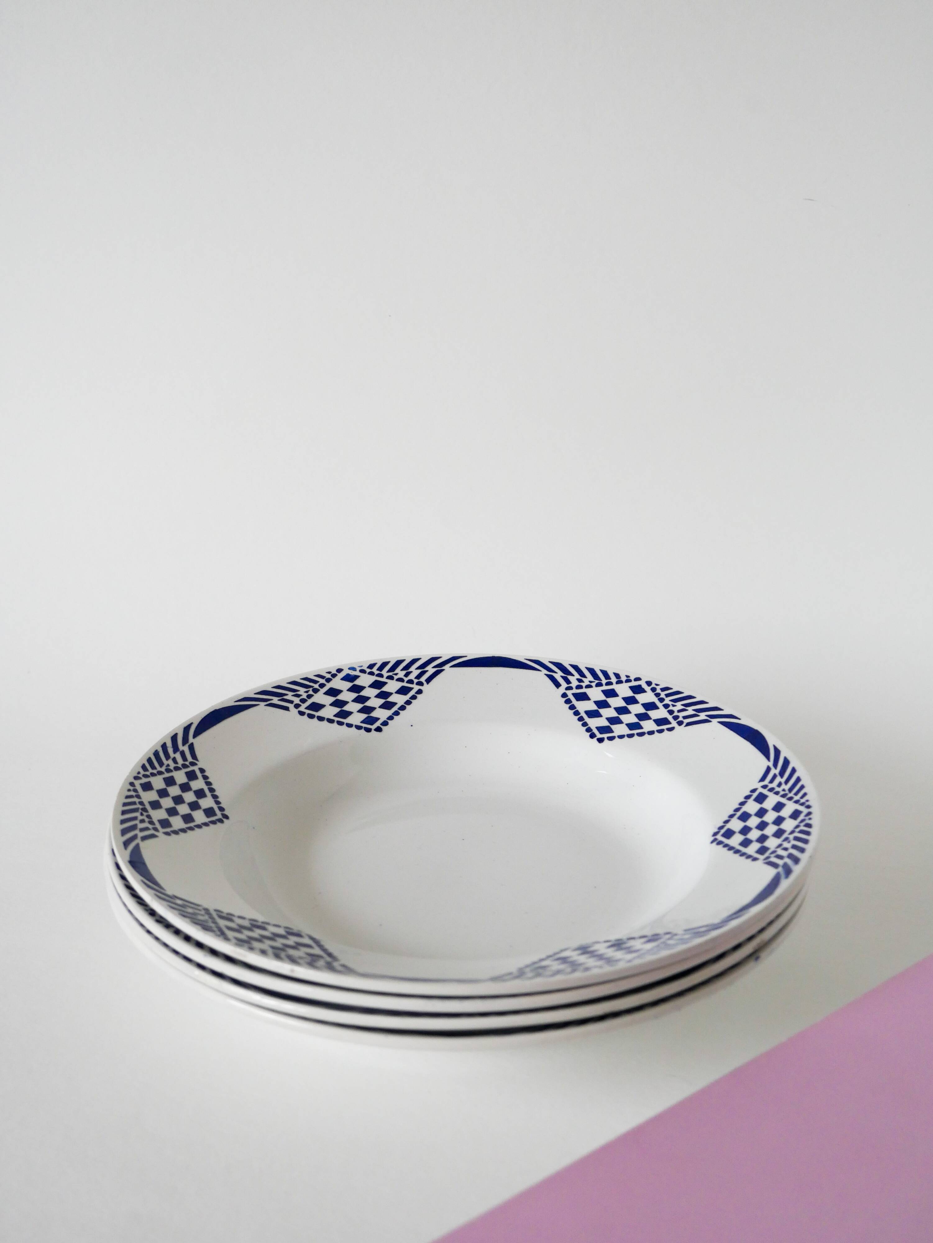 Set of 4 Moulin des Loups soup plates, Pantin model, 1950