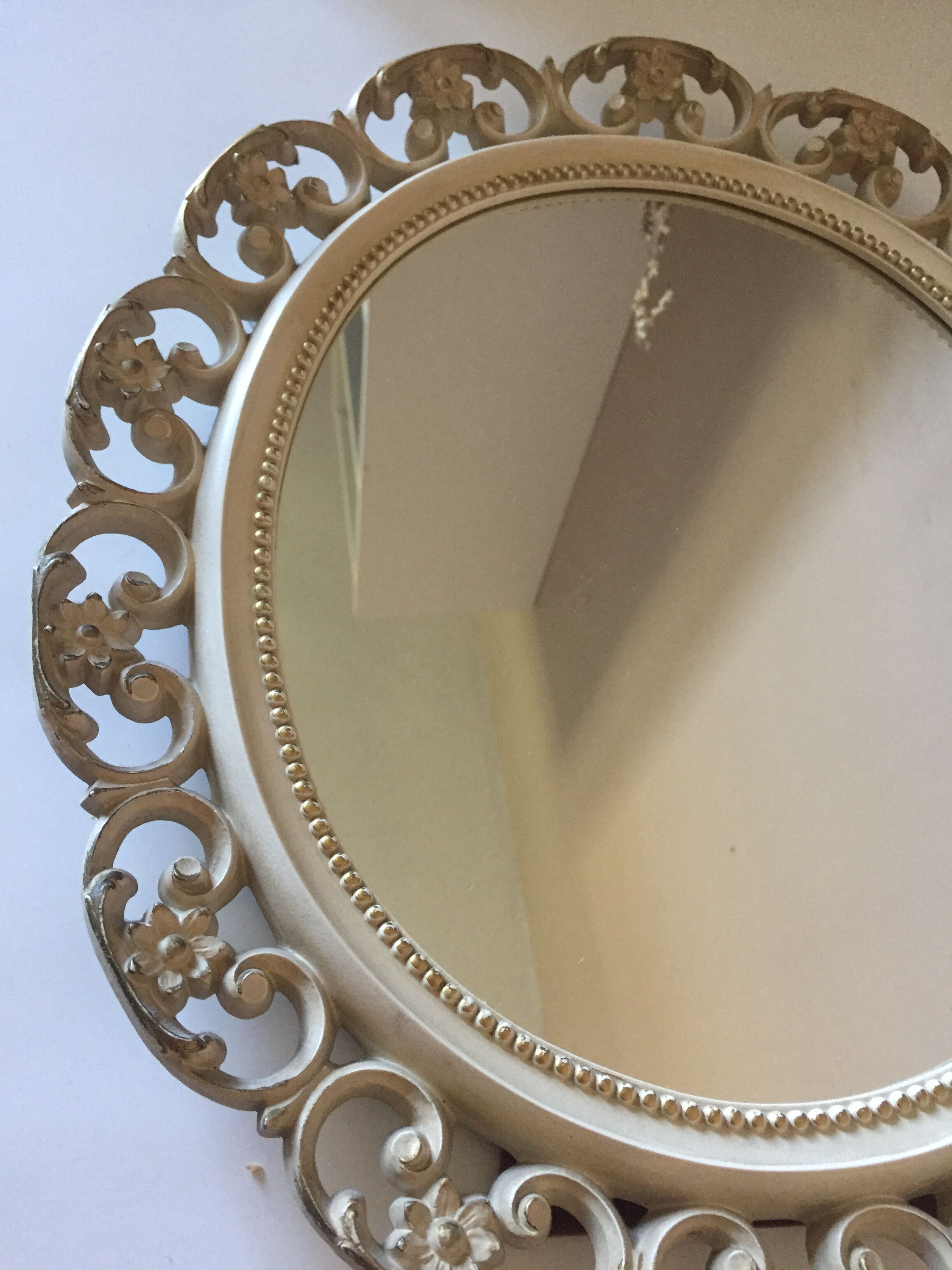 Vintage mirror Syroco Inc