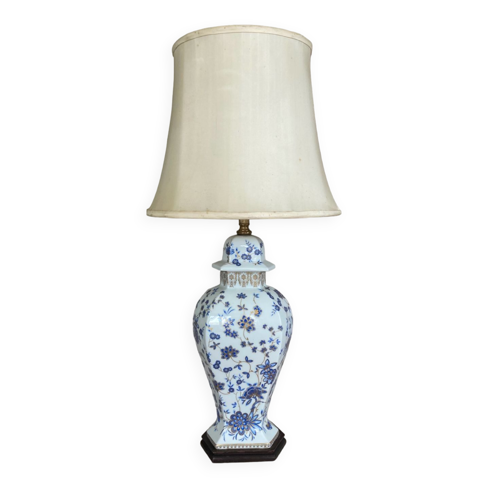 Porcelain living lamp nineteenth handmade decorations, double lighting